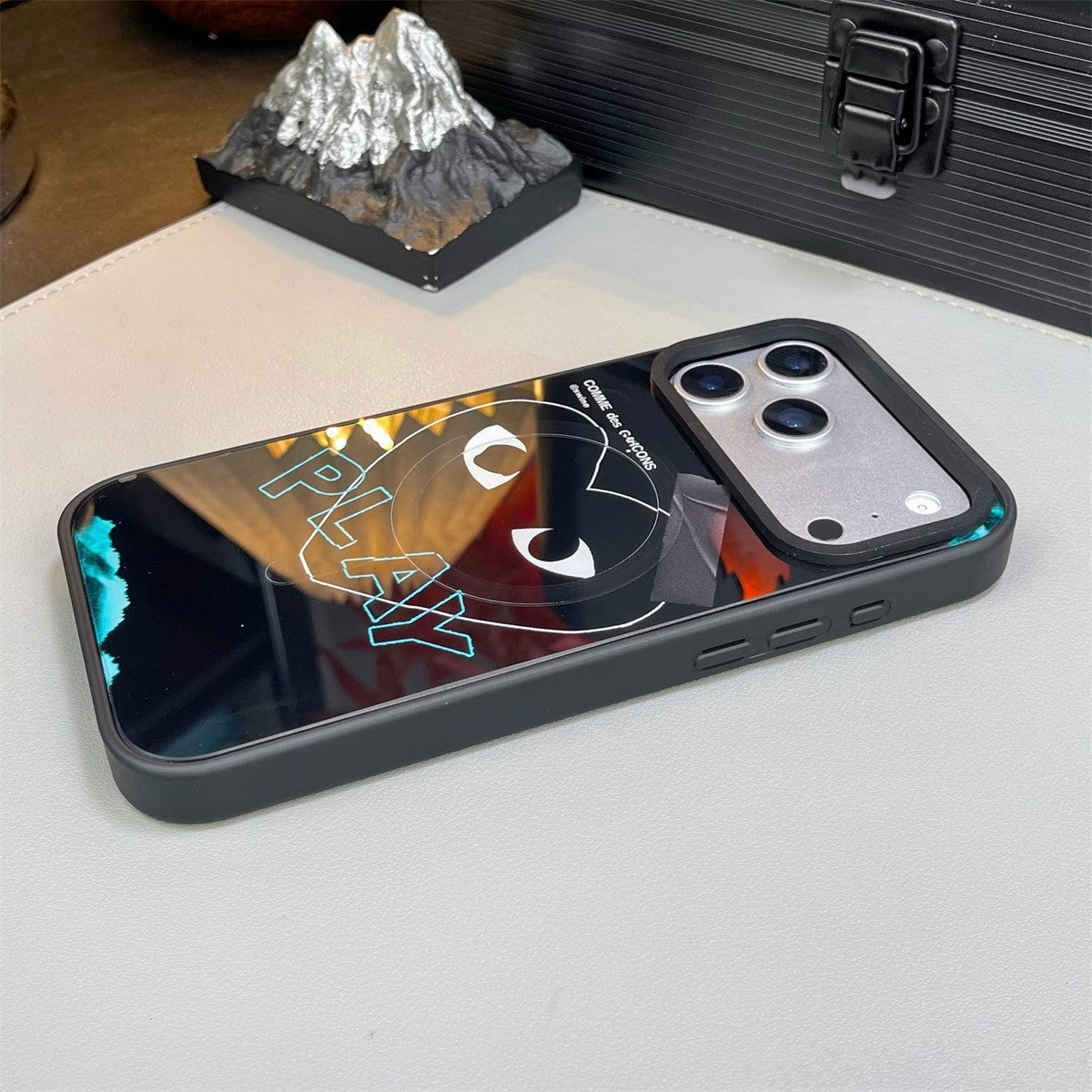 Heart Design x MagSafe iPhone Case