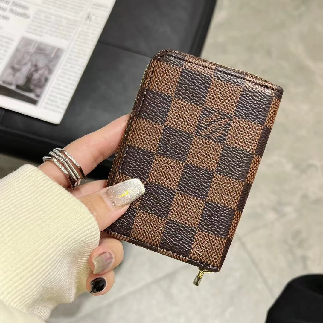 Luxusní kolekce peněženek Monogram Zipper Wallet – Lou, GG a BBR