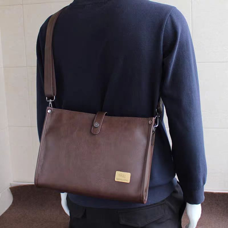 Ძვირადღირებული ტყავის ჯვარედინი ჩანთა