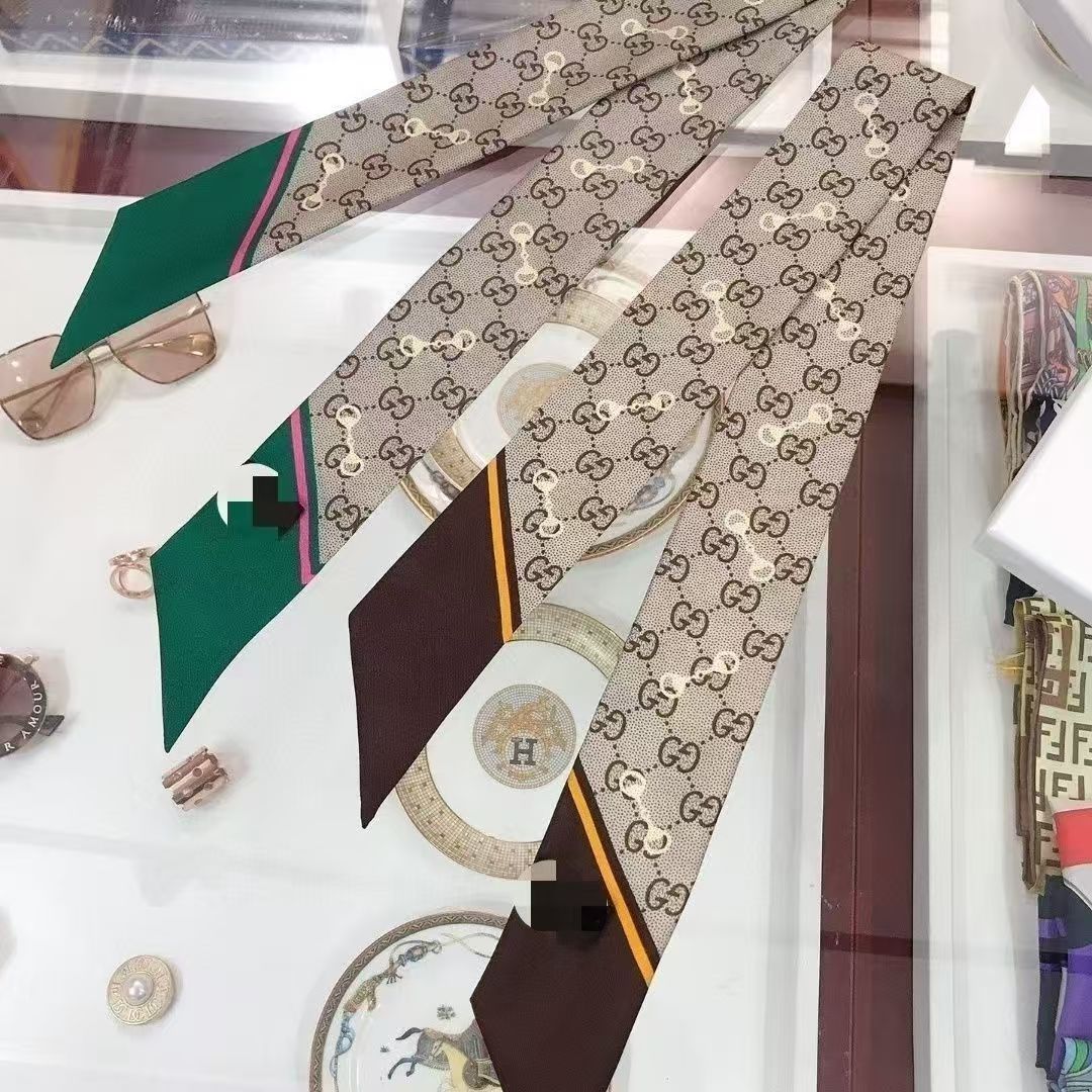 Luxusní hedvábný šátek s twilly rukojetí a stuhou – elegantní kabelka & Vlasový doplněk