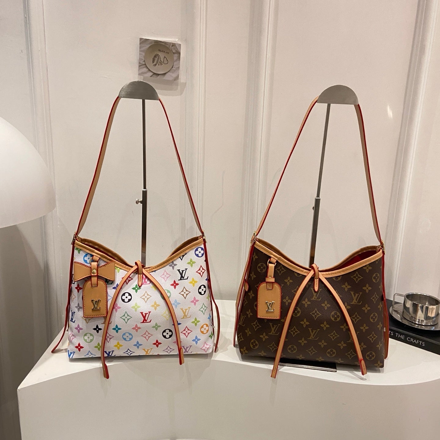 Taška přes rameno s monogramem