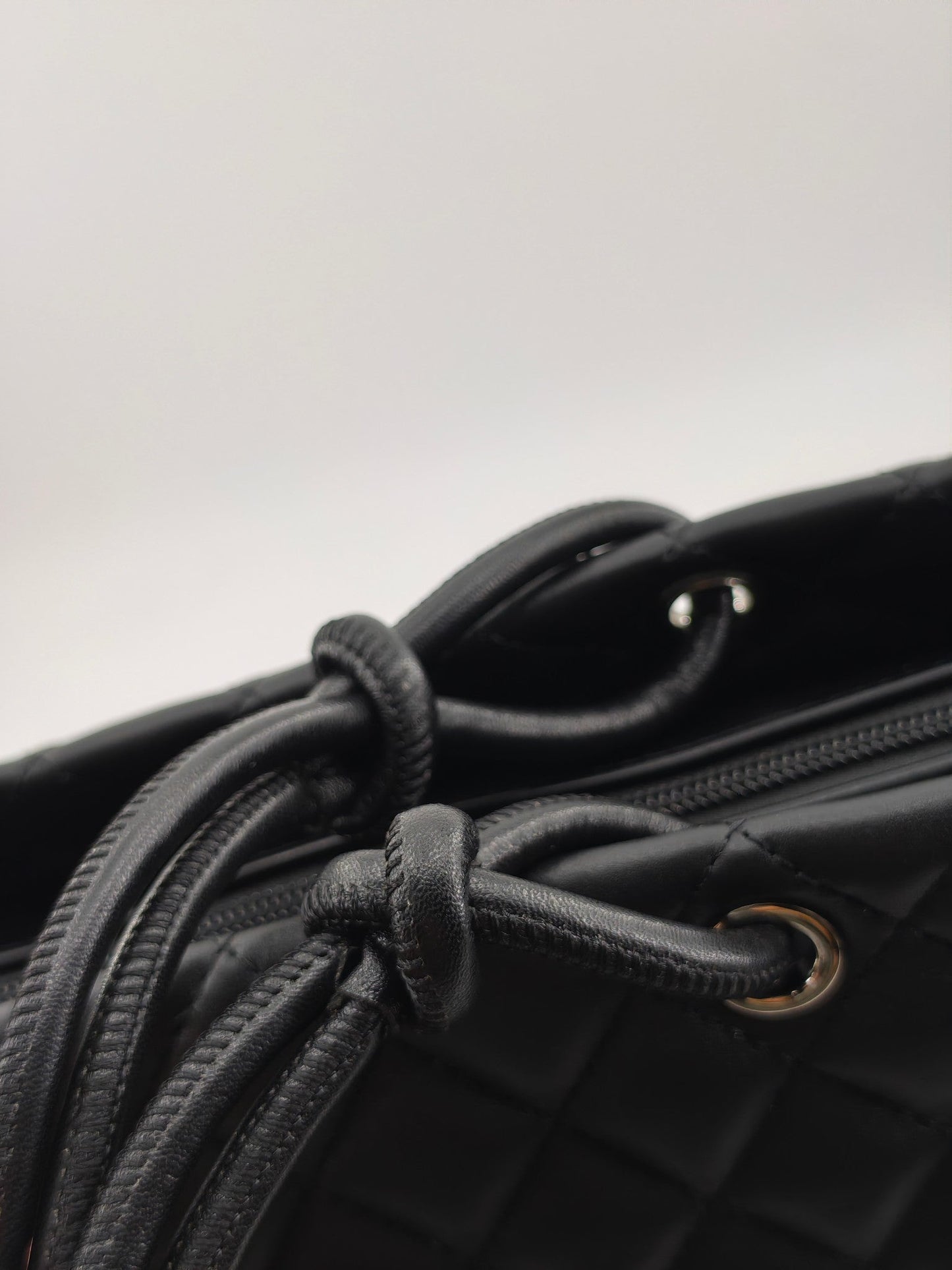 Prémiová prošívaná kabelka v koženém stylu s dvěma uchy