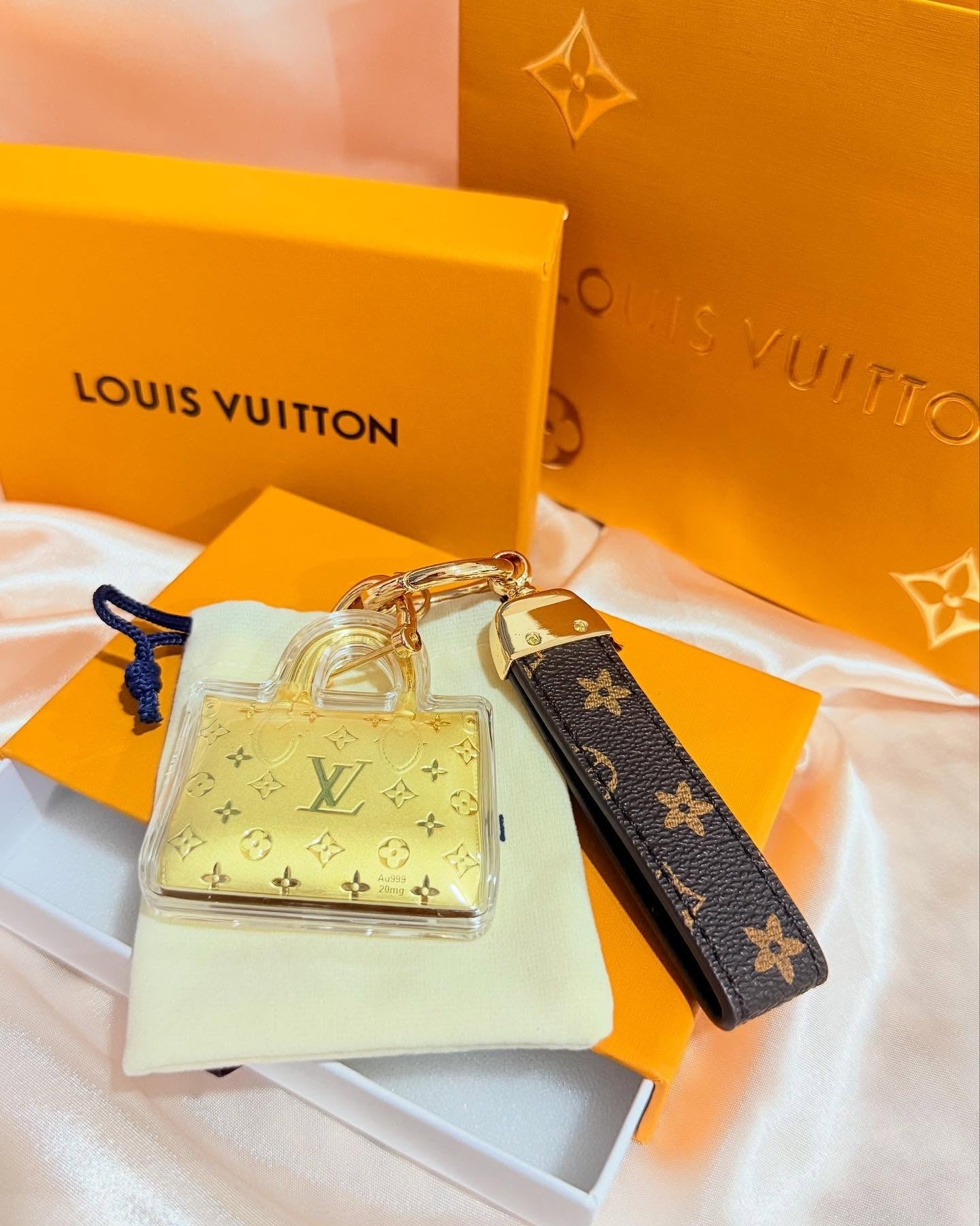 Keychain Gold Mini Bag