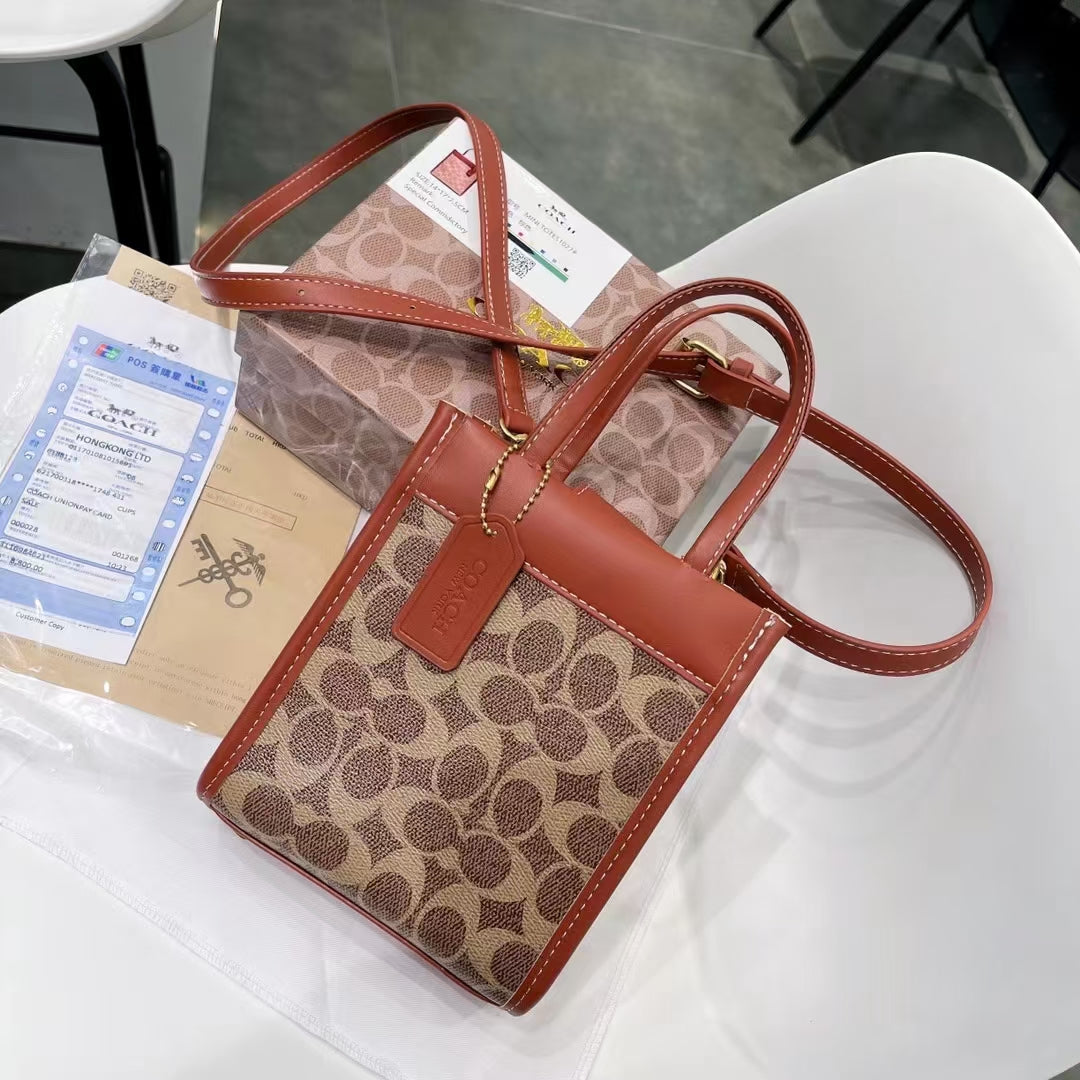 Elegáns bőr kézitáska: egy kis fényűzés