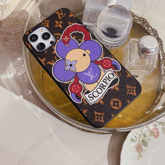 Funda para iPhone pintada con amor de Escorpio hecha a medida