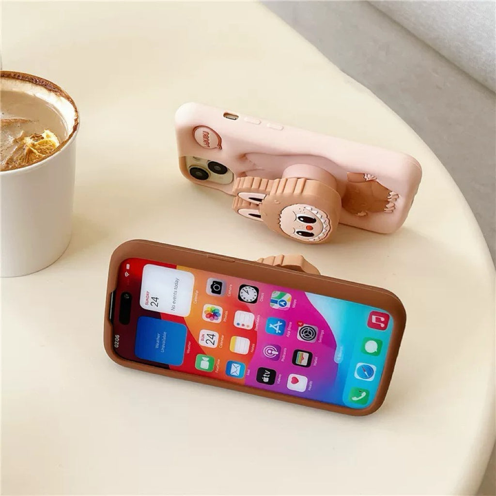 Simpatico cartone animato Labubu Zimomo in silicone con supporto | Marrone/Rosa - Custodia per iPhone