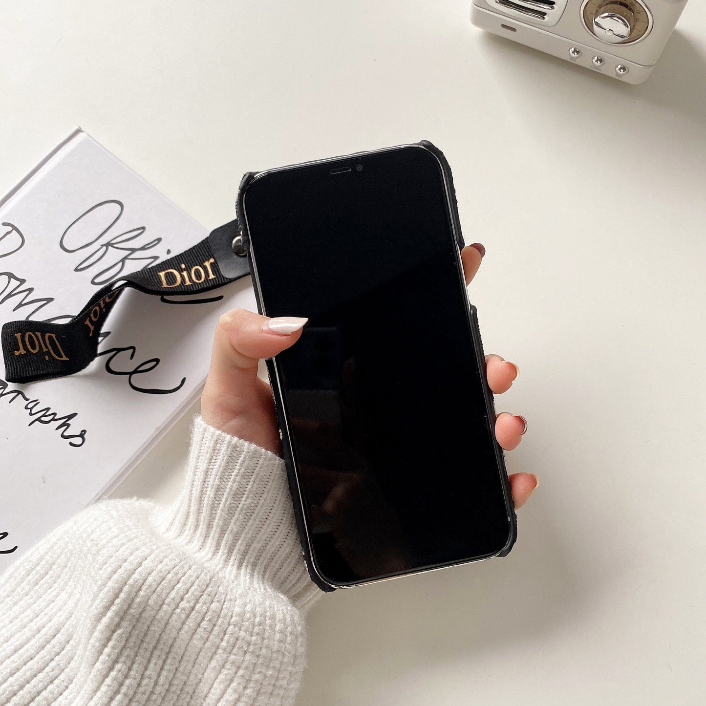 Custodia alla moda per iPhone con cinturino Black-GS240315