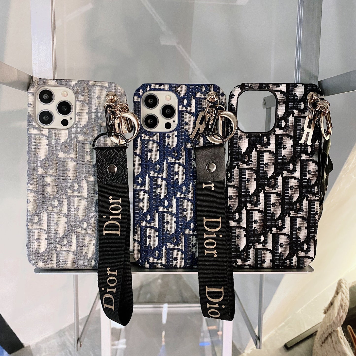 Custodia alla moda per iPhone con cinturino Black-GS240315