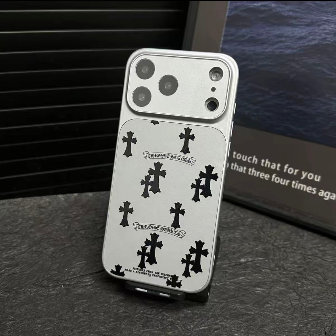 iPhone 17 Pro Max 마그네틱 케이스 | 3개 구매 2개 결제