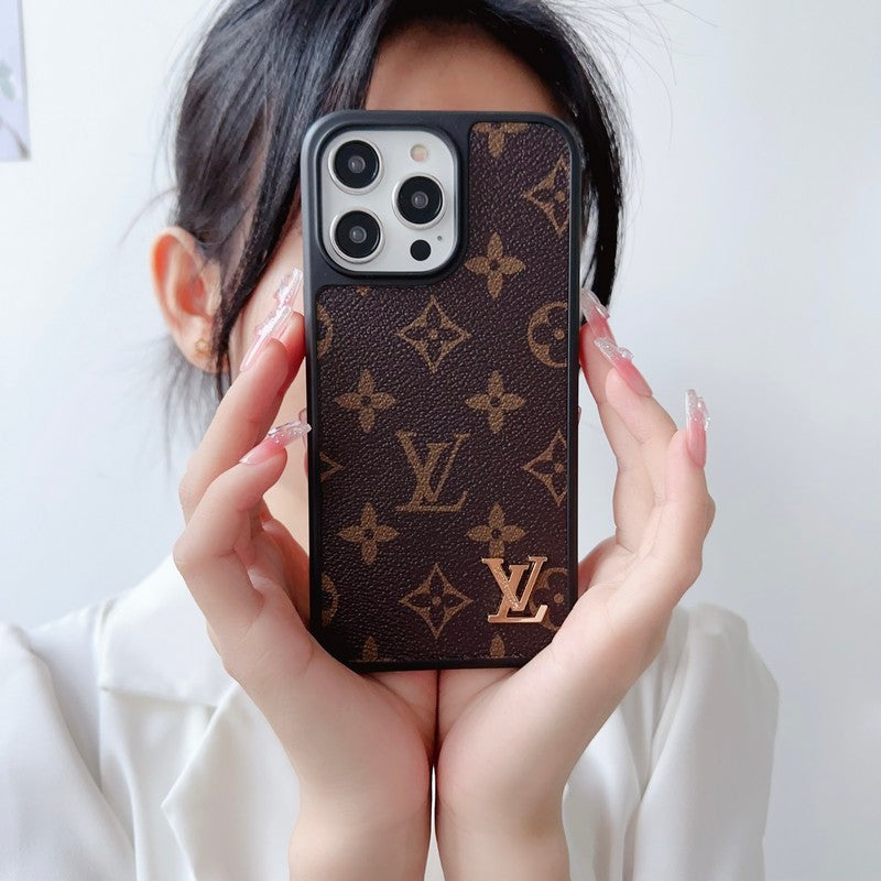 Cás iPhone donn clasaiceach só