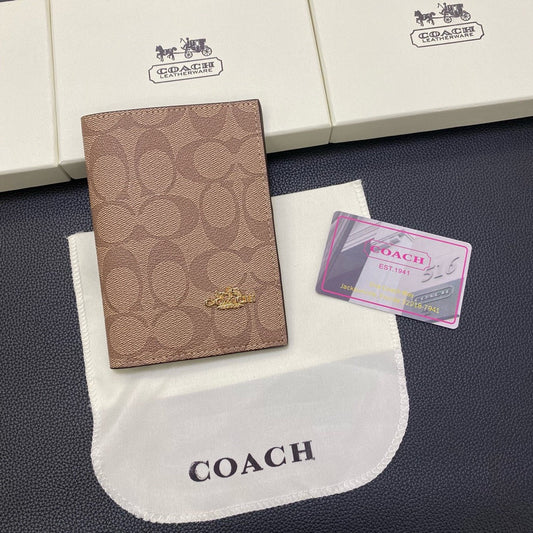 CO Classic kožni držač za pasoš – Elegantan putni organizator