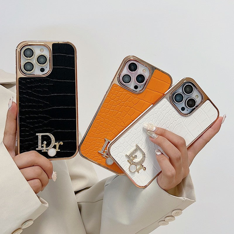 Custodia per iPhone in oro rosa con logo diamante alla moda