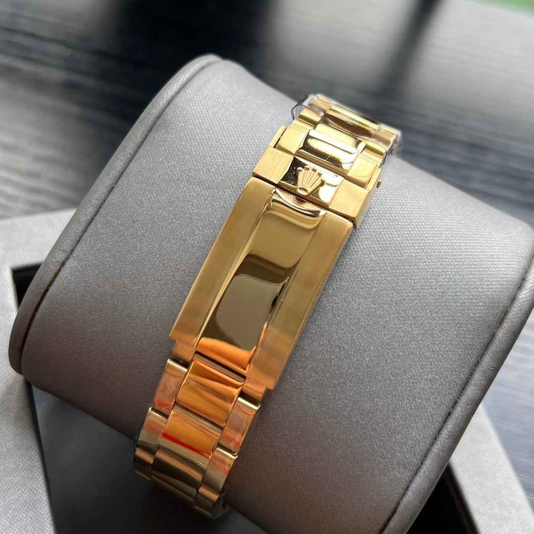 Luxury temperament watch