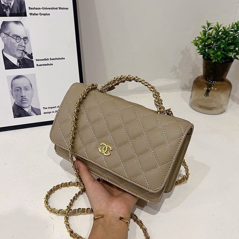 Portemonnee aan ketting Glanzend lamsleerparels goudkleurig metaal