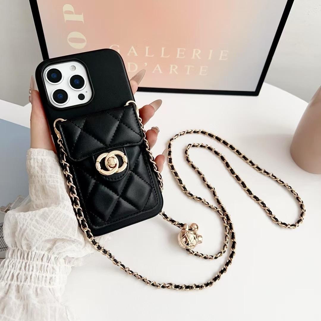 Gewatteerd crossbody-iPhone-hoesje met kettingriem & kaartvak