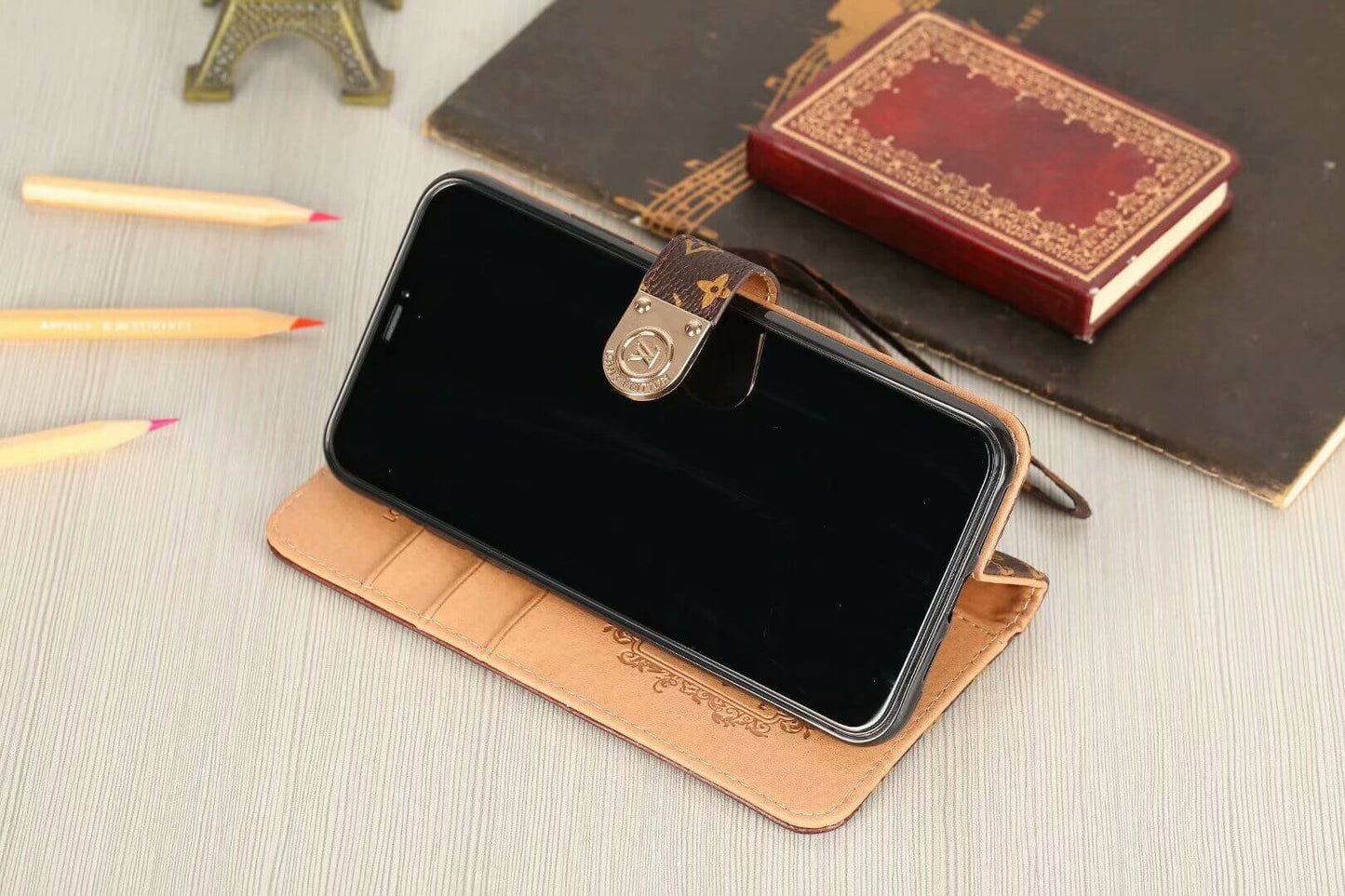 삼성 루 모노그램 지갑 케이스 – 블랙 체커보드