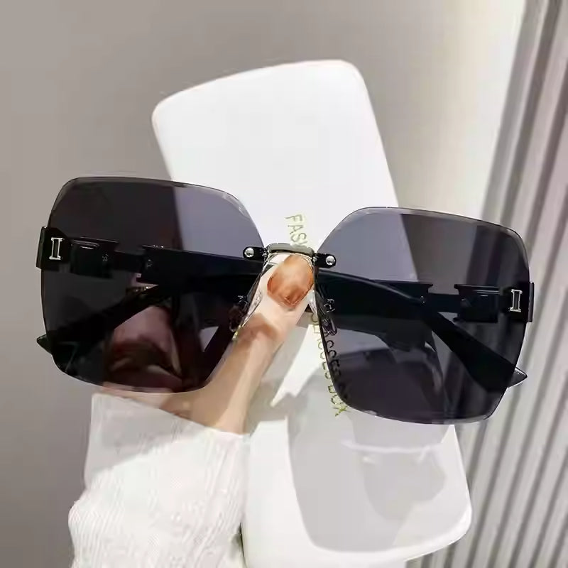 Räätälöidyt Luxury H aurinkolasit